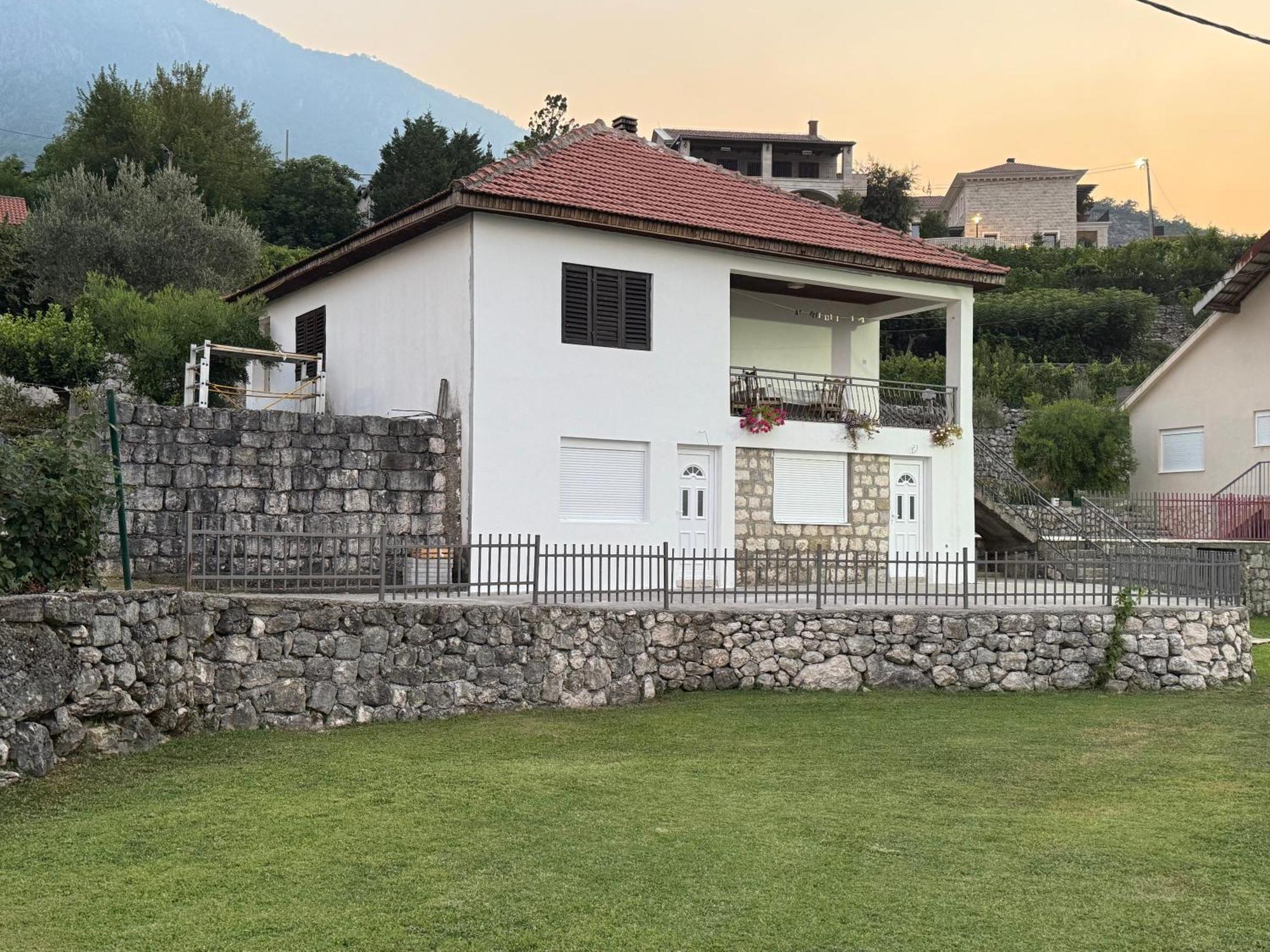 Country House Vukmanovic Bukovik Virpazar Εξωτερικό φωτογραφία